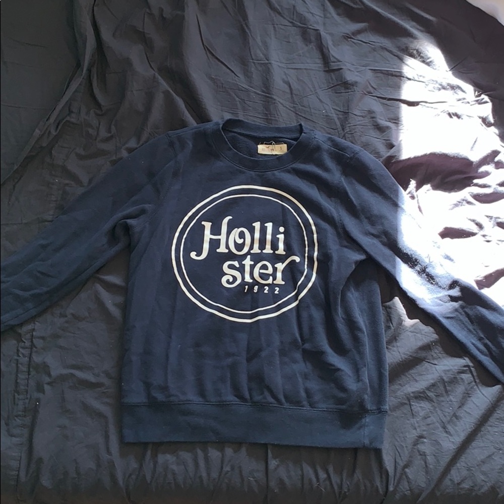 Hollister Sweatshirt (worn once)